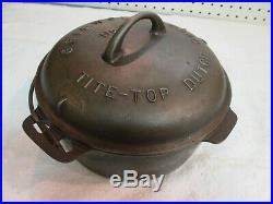 Griswold #7 Tite-Top Dutch Oven