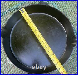 Griswold 718A Cast Iron #14 Large Block Slant Logo Skillet with Heat Ring