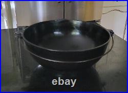 Griswold 782 Cast Iron Scotch Bowl 4 Erie PA USA Large Block Logo