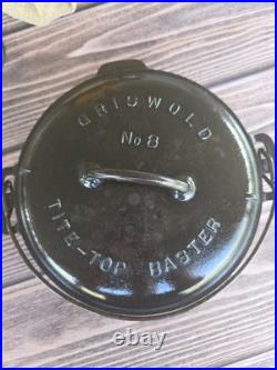 Griswold #8 Cast Iron Dutch Oven with Lid slant logo