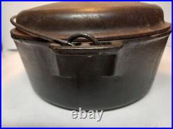 Griswold #8 Cast Iron Tite-Top Dutch Oven WithHandle and Trivet Button Logo lid