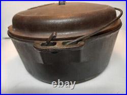 Griswold #8 Cast Iron Tite-Top Dutch Oven WithHandle and Trivet Button Logo lid