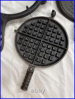 Griswold #8 Cast Iron Waffle Iron