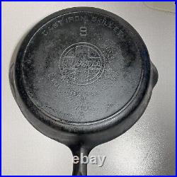 Griswold #9 710 E with Heat Ring 11.5 Inch Cast Skillet Erie Pa. USA