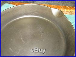 Griswold 9 Cast Iron Skillet 710 B Large Block Logo Heat Ring, Cleaned Seasoned
