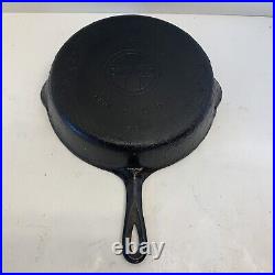 Griswold #9 Vintage Cast Iron Skillet (Large Logo) 710 Sits Flat Very Nice