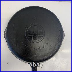 Griswold #9 Vintage Cast Iron Skillet (Large Logo) 710 Sits Flat Very Nice