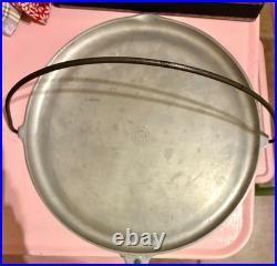 Griswold Cast Aluminum Bailed Griddle, 1920-50's Pat #435, sz 14