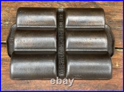 Griswold Cast Iron #17 Gem Pan (Hard To Find Version with Wide Band)