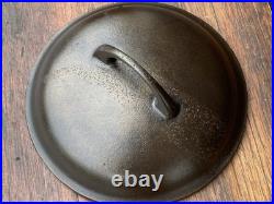 Griswold Cast Iron #6 Dutch Oven