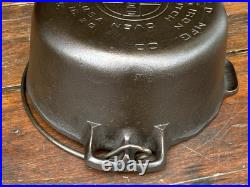 Griswold Cast Iron #6 Dutch Oven