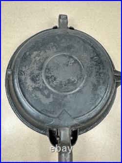 Griswold Cast Iron #8 The American Waffle Iron, Finger Hinge Version