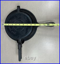 Griswold Cast Iron #8 The American Waffle Iron, Finger Hinge Version