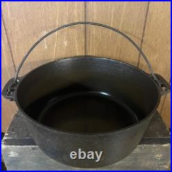 Griswold Cast Iron #9 Fully Marked Tite Top Dutch Oven Erie, PA USA Clean Smooth