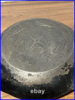 Griswold Cast Iron Chef Skillet #43