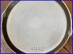 Griswold Cast Iron Large Logo 109 Skillet Griddle