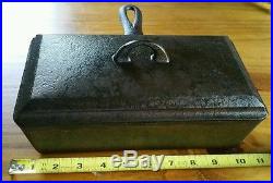 Griswold Cast Iron Loaf Pan with Cover