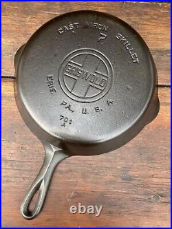 Griswold Cast Iron Matching Large Logo Skillet Set 3-9