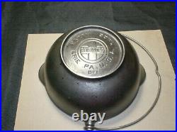 Griswold Cast Iron Patty Bowl # 871. Very Nice Condition