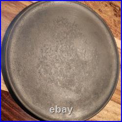 Griswold Cast Iron Round Griddle #9, LBL, 609, c1920-40, Cleaned & Seasoned