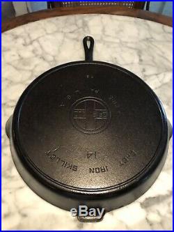 Griswold Cast Iron Skillet #14 # 718 / Heat Ring / Large Block Logo / Spinner