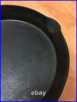 Griswold Cast Iron Skillet #14 Heat Ring P/N 718 READ