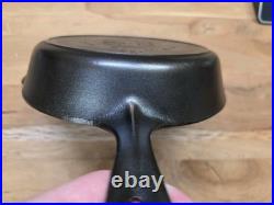 Griswold Cast Iron Skillet #7 Large Block EPU Logo Heat Ring 701H STUNNING