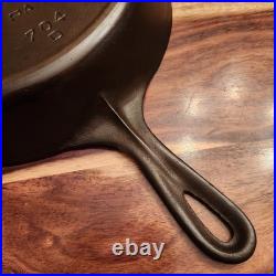 Griswold Cast Iron Skillet #8, Slant Large Block Log0, 704, Heat Ring, c1909-29