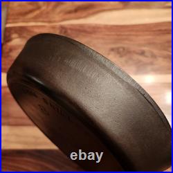 Griswold Cast Iron Skillet #8, Slant Large Block Log0, 704, Heat Ring, c1909-29