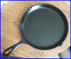 Griswold Cast Iron Skillet Griddle 108 LBL 201 NICE NO PITTING SPINNER