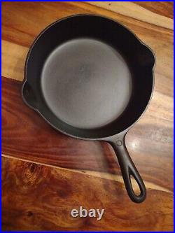 Griswold Cast Iron Skillet No. 5, LBL, EPU, 724, MM C