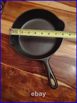 Griswold Cast Iron Skillet No. 5, LBL, EPU, 724, MM C