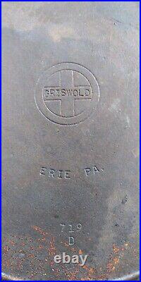 Griswold Cast Iron Skillet Size 12 719 Heat Ring Great Skillet