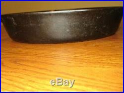 Griswold Cast-iron No 8 Skillet With LID 704 Very Good Condition