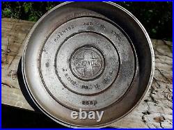 Griswold Dutch Oven with Trivet Cast Iron Chrome # 10 Tite Top VG+++