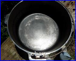 Griswold Dutch Oven with Trivet Cast Iron Chrome # 10 Tite Top VG+++