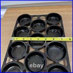 Griswold Erie PA 951 No 12 Cast Iron 11 Cup Gem Baking Pan Slant Logo Rare