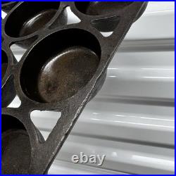 Griswold Erie PA 951 No 12 Cast Iron 11 Cup Gem Baking Pan Slant Logo Rare