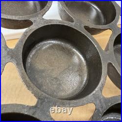 Griswold Erie PA 951 No 12 Cast Iron 11 Cup Gem Baking Pan Slant Logo Rare