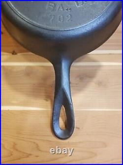 Griswold Large Slant Logo 702 #4 WithHeat ring Vintage Wagner Walpak Sydney Lodge