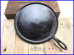 Griswold No 10 740 diamond logo flat cast iron pancake pan hard to find