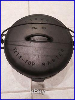 Griswold No 10 Tite Top Baster Dutch Oven
