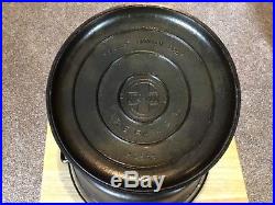 Griswold No 11 Tite Top Baster 836 Bottom & A2554 Lid Slant Logo Dutch Oven USA