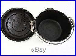 Griswold No. 6 Tite Top Cast Iron Dutch Oven with Lid