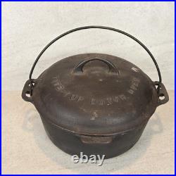 Griswold No 8 Cast Iron Tite-Top Dutch Oven Base With Lid
