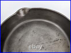 Griswold No. 9 Cast Iron Skillet 710F Clean, No Seasoning block logo large