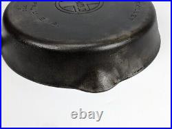 Griswold No. 9 Cast Iron Skillet 710F Clean, No Seasoning block logo large