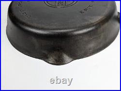 Griswold No. 9 Cast Iron Skillet 710F Clean, No Seasoning block logo large