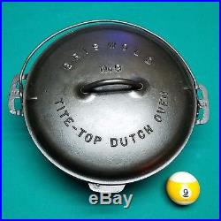 Griswold No. 9 Tite Top Dutch Oven With Low Dome Wire Handle Lid. Block Logo