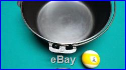 Griswold No. 9 Tite Top Dutch Oven With Low Dome Wire Handle Lid. Block Logo